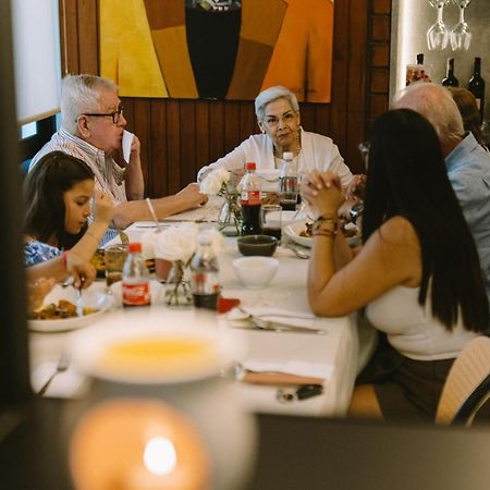 Manakin Hostal & Resto Manta Dış mekan fotoğraf